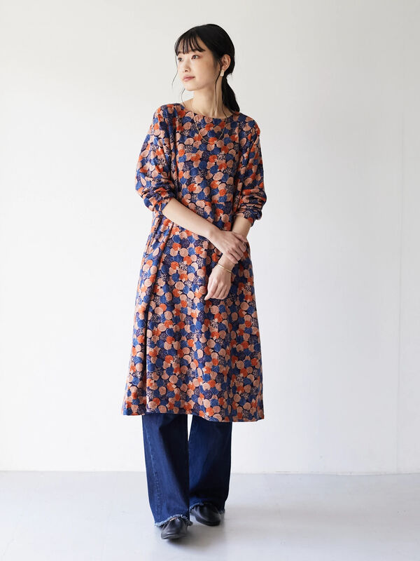 毛糸総柄サックワンピース ベージュ ネイビー Craft Standard Boutique クラフト スタンダード ブティック のレディース ワンピース Pp14l0h0300 ファッション通販のstripe Club