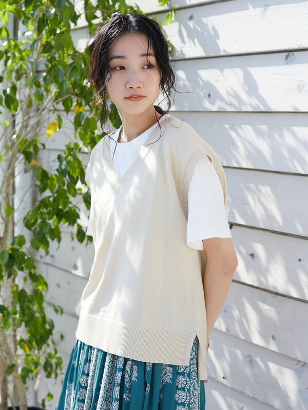 Vネックニットベスト カットtee ブラック ベージュ グリーン Craft Standard Boutique クラフト スタンダード ブティック のレディースベスト Pa22l2c0100 ファッション通販のstripe Club