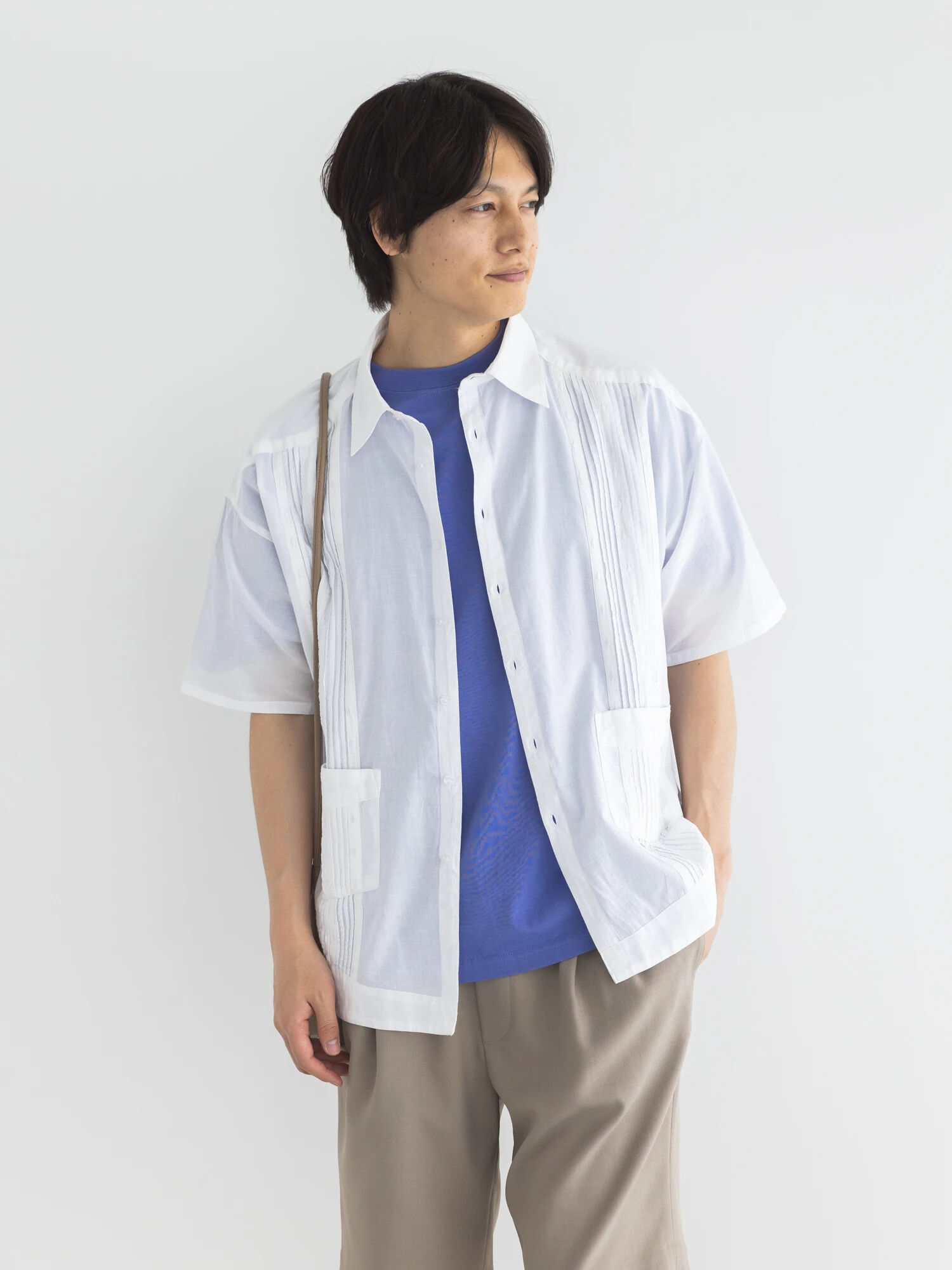 【GUAYABERA】刺繍入り ジップアップ キューバシャツ A-827