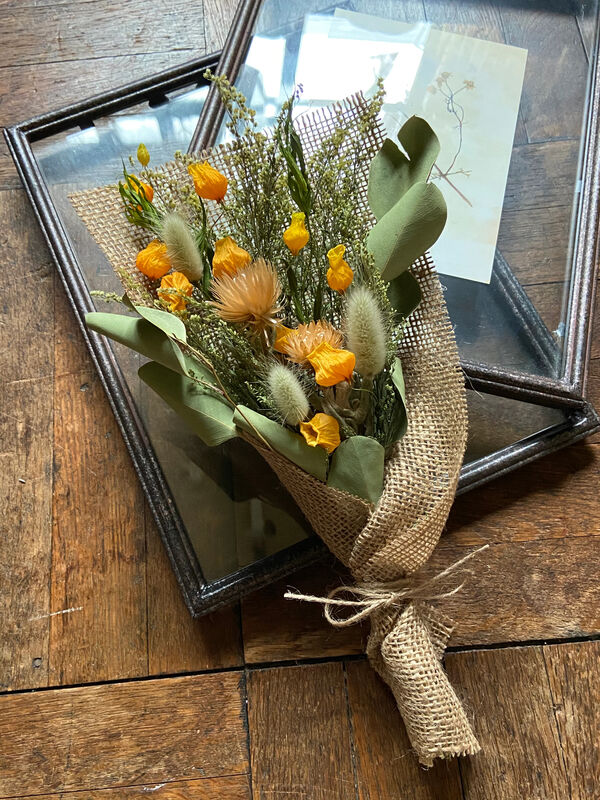 サンダーソニアのスワッグ イエロー ノモナキスのレディースインテリア Qp02zcm4710 ファッション通販のstripe Club