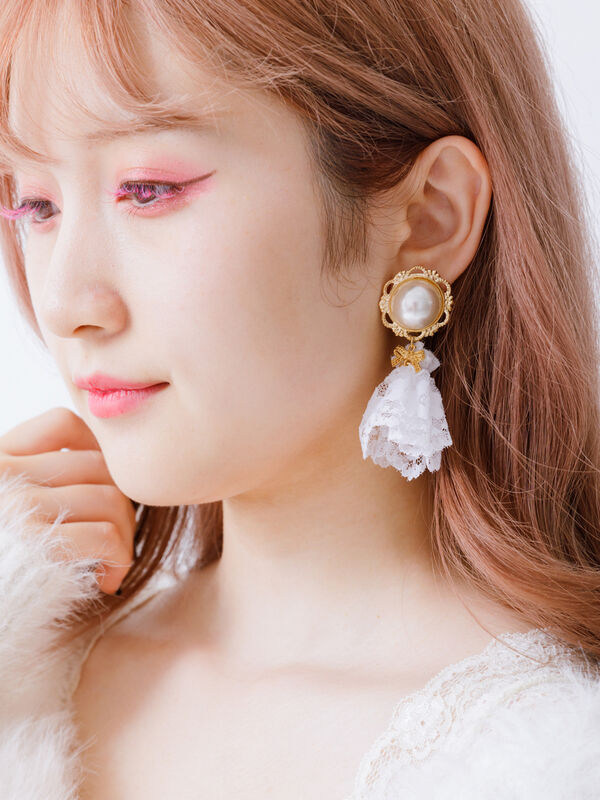 アウトレット パールカボションレースピアス オフホワイト ホワイト ブラック Honey Salon ハニーサロン のレディースピアス 指輪 Sa04fcj00 ファッション通販のstripe Club アウトレット パールカボションレースピアス オフホワイト ホワイト ブラック Honey Salon ハニーサロン のレディースピアス 指輪 Sa04fcj00 ファッション通販のstripe Club