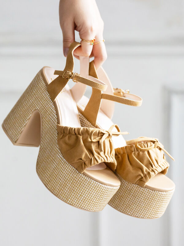 アウトレット ギャザーリボンサンダル ベージュ Honey Salon ハニーサロン のレディースサンダル Sa11f1k0410 ファッション 通販のstripe Club アウトレット ギャザーリボンサンダル ベージュ Honey Salon ハニーサロン のレディースサンダル Sa11f1k0410 ファッション 通販のstripe Club