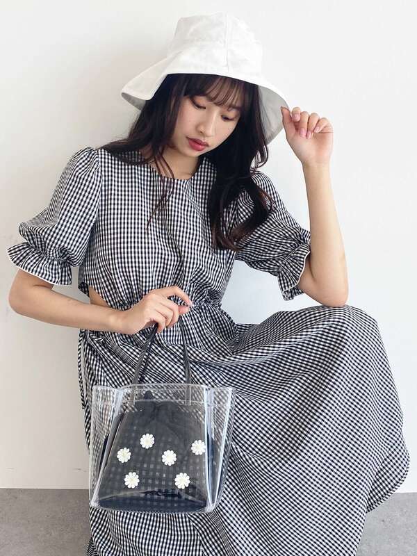 フラワービニールバッグ ブラック ベージュ Honey Salon ハニーサロン のレディースバッグ ポーチ Sa12f0j0100 ファッション通販のstripe Club