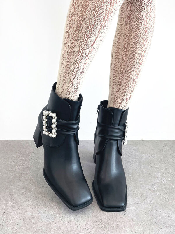 アウトレット パールバックルショートブーツ ブラック ライトベージュ Honey Salon ハニーサロン のレディースショートブーツ Sa14f3k0100 ファッション通販のstripe Club